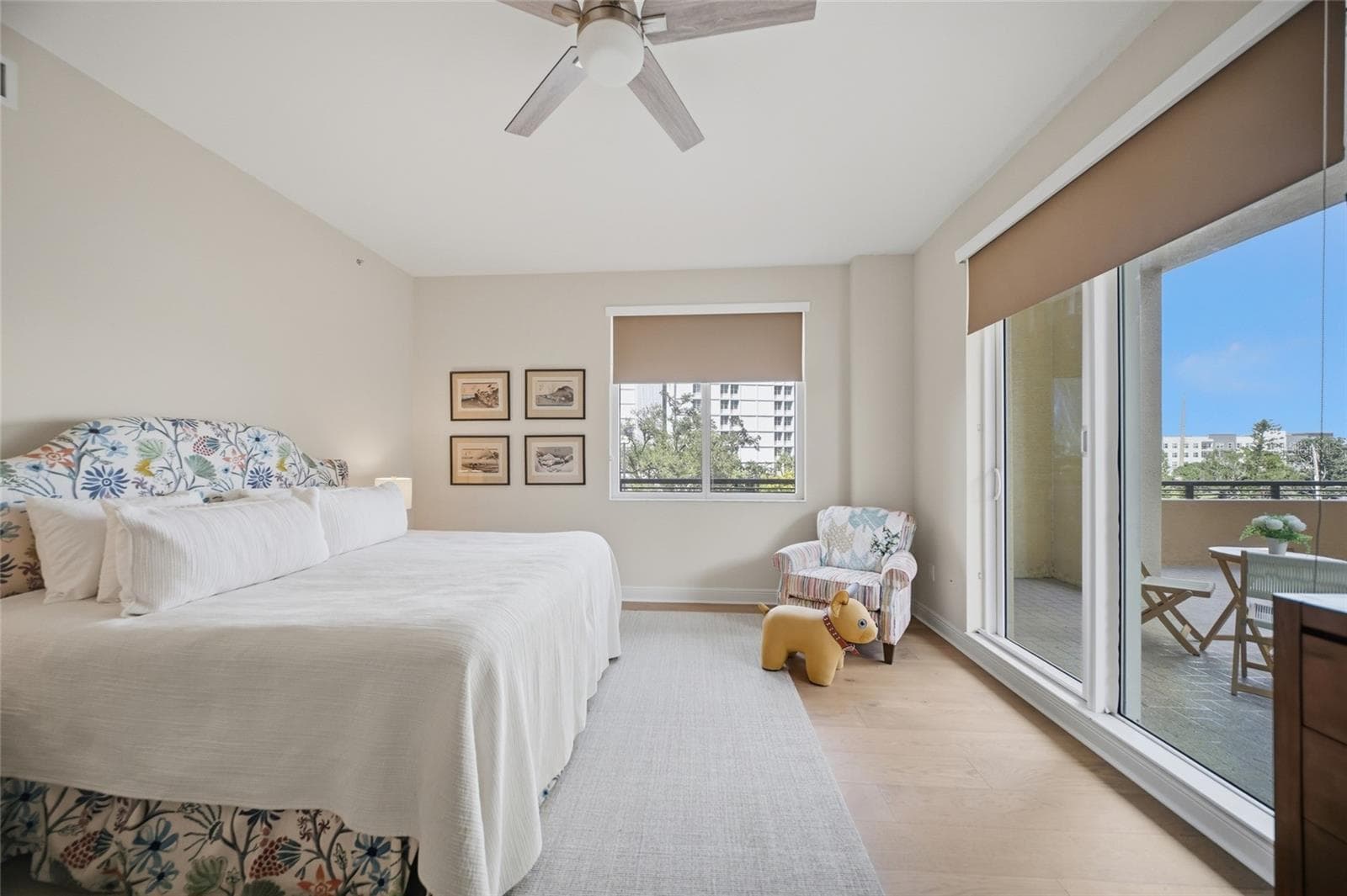 Condominium at 800 N TAMIAMI TRL #201, SARASOTA, photo 17 of 48