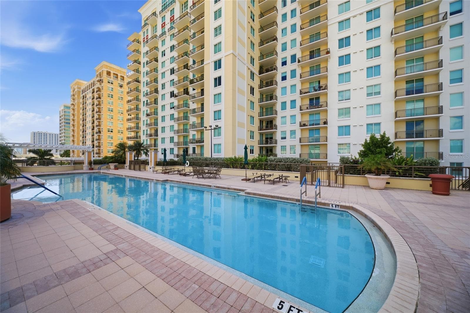 80' pool - 800 N TAMIAMI TRL #201, SARASOTA