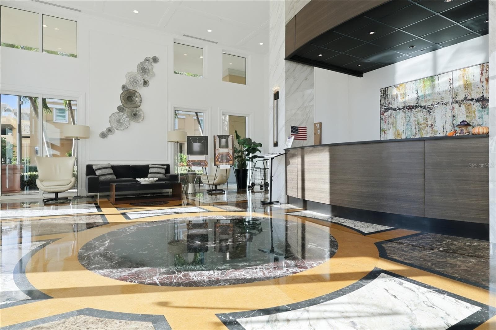 24 hour concierge - 800 N TAMIAMI TRL #201, SARASOTA