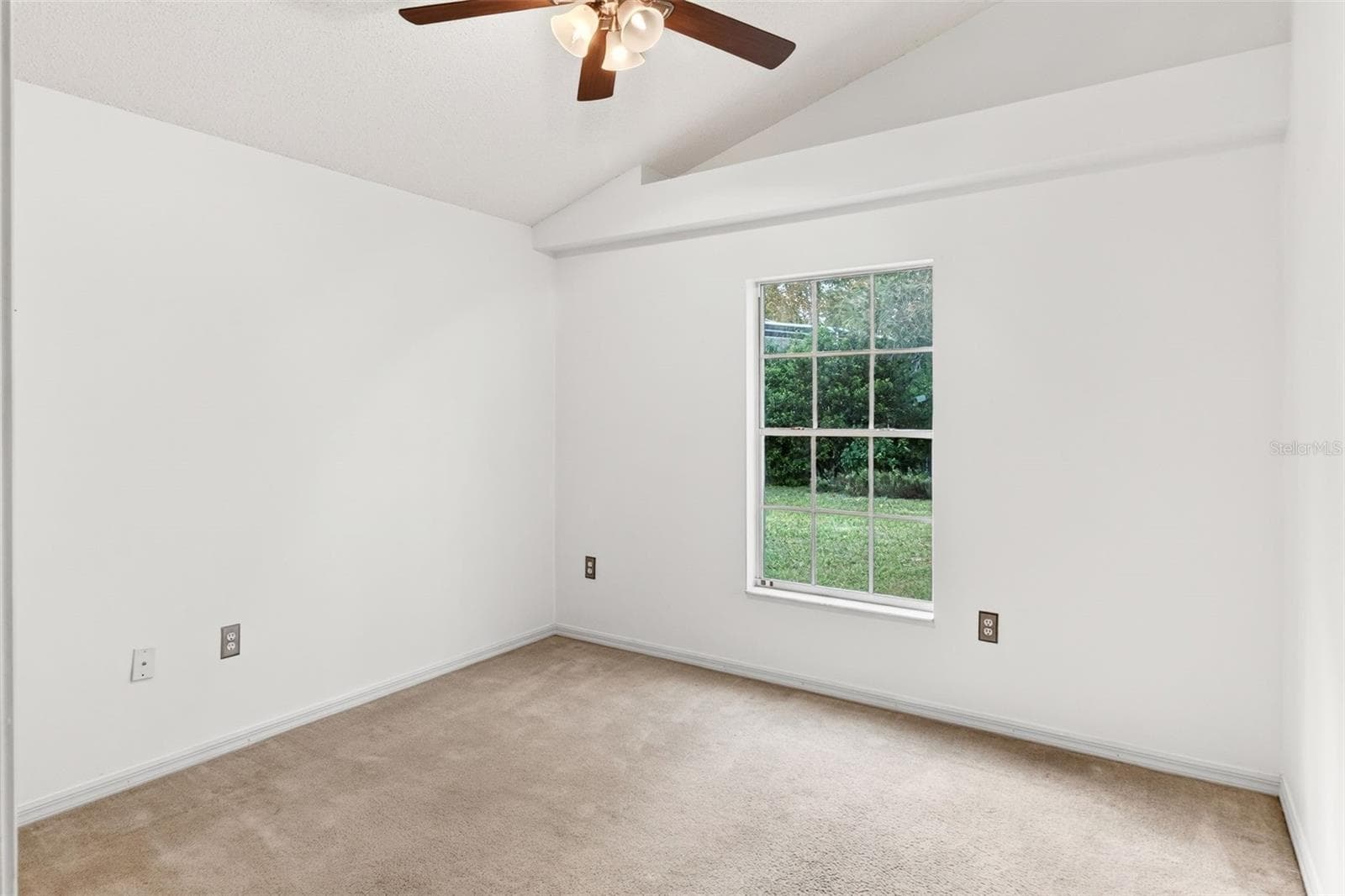 Bedroom 2 - 168 PINE LAKE VIEW DR, DAVENPORT
