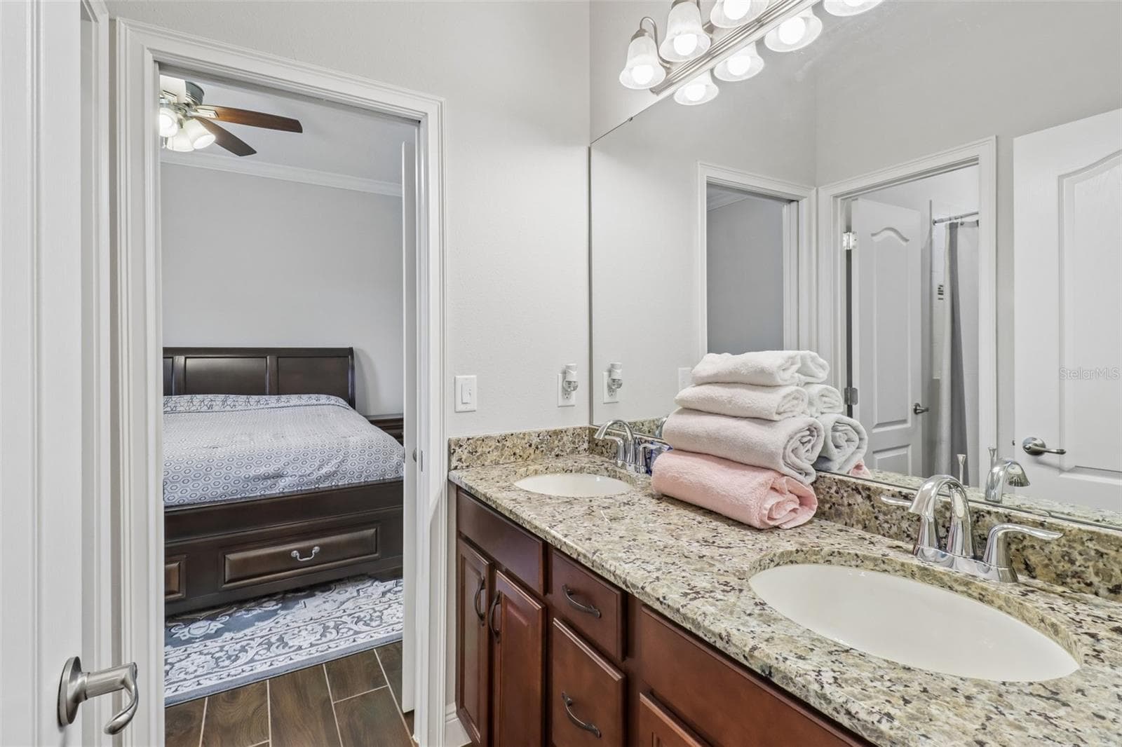 Single Family Residence at 121 HARVEST GATE BLVD, GROVELAND, photo 19 of 29