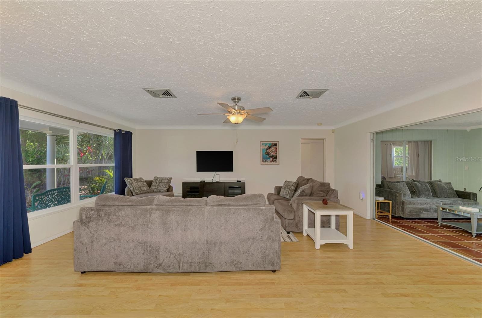 Single Family Residence at 3078 SPENCER LN, SARASOTA, photo 11 of 43