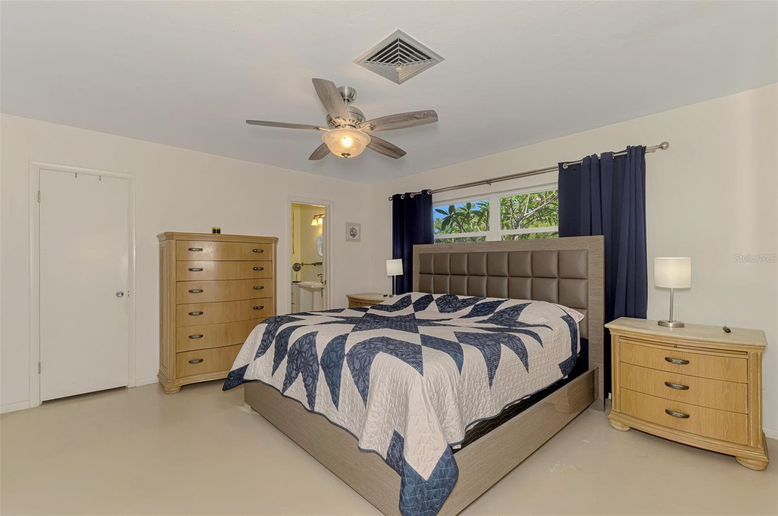 Single Family Residence at 3078 SPENCER LN, SARASOTA, photo 25 of 43
