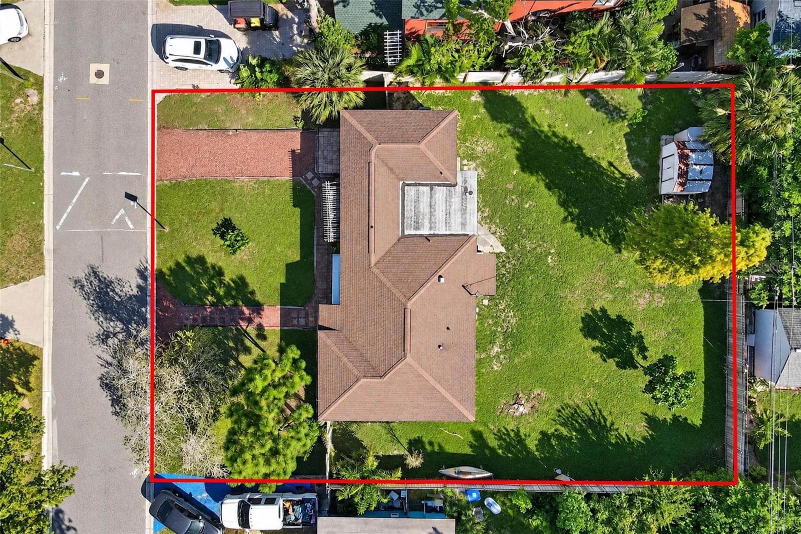 Single Family Residence at 3641 QUEEN ST N, ST PETERSBURG, photo 18 of 23