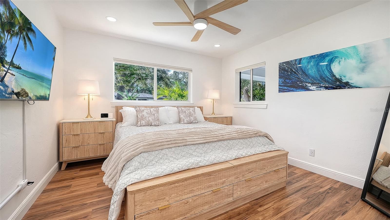 Single Family Residence at 2375 DATURA ST, SARASOTA, photo 29 of 60