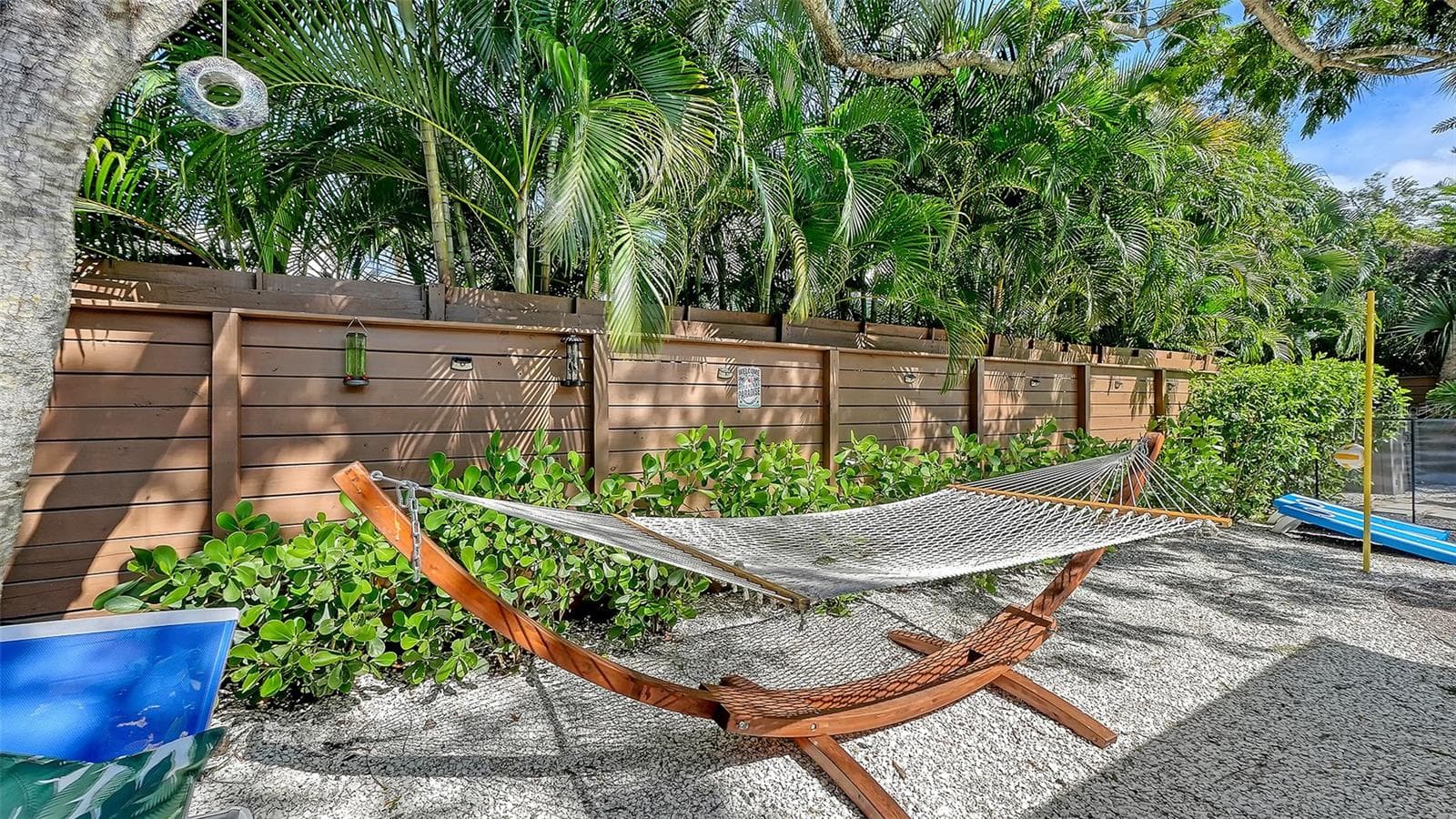 Single Family Residence at 2375 DATURA ST, SARASOTA, photo 42 of 60