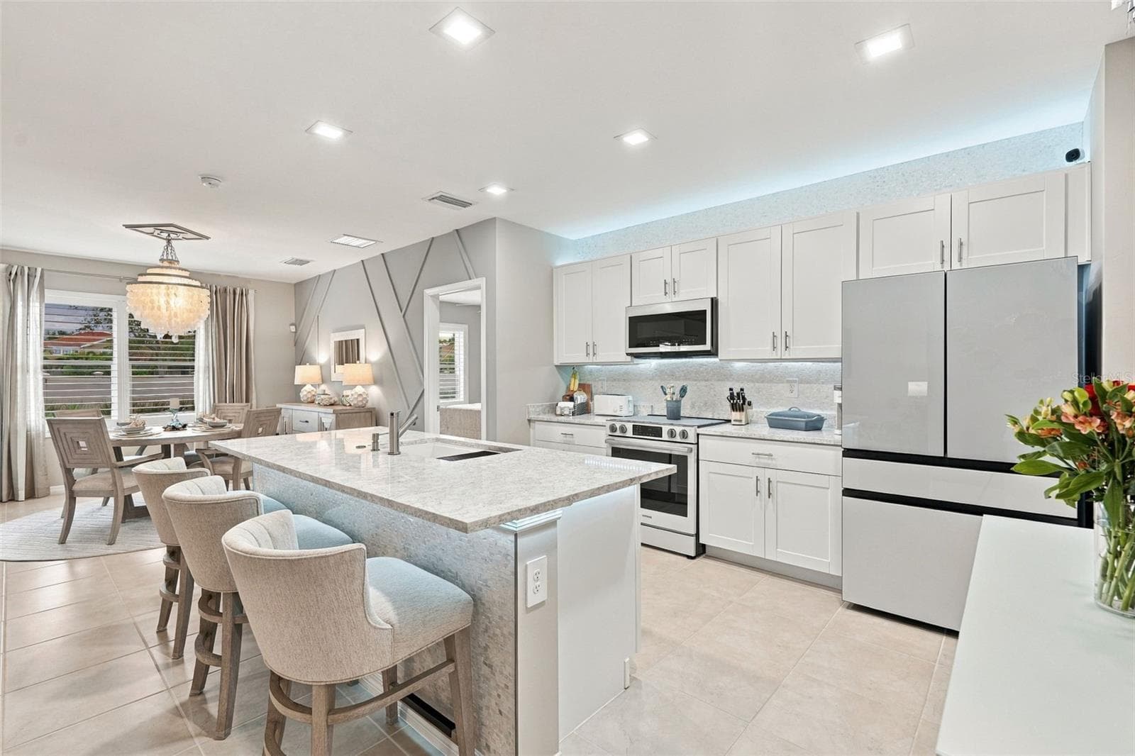 Single Family Residence at 4140 MANATEE LN, PORT CHARLOTTE, photo 6 of 37