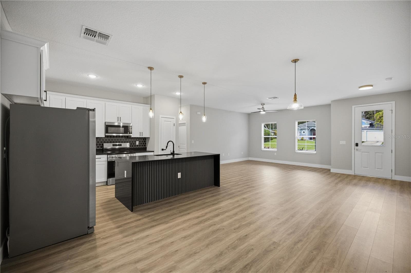 Single Family Residence at 9235 N DANUBE LOOP, CITRUS SPRINGS, photo 8 of 32