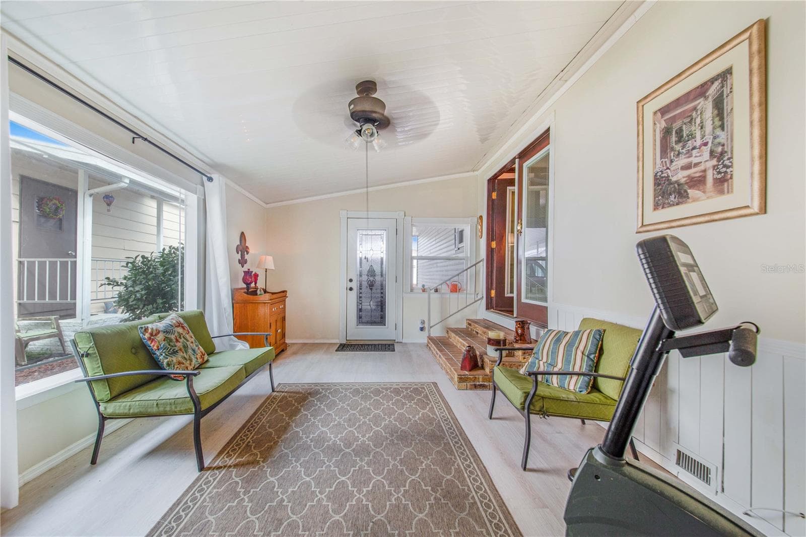 Manufactured Home at 4171 ROLLING OAKS DR, WINTER HAVEN, photo 6 of 43