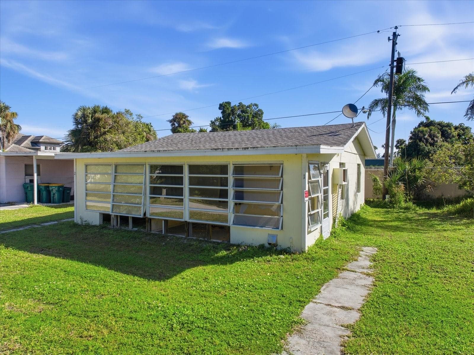 Duplex at 25452 SHORE DR, PUNTA GORDA, photo 7 of 22