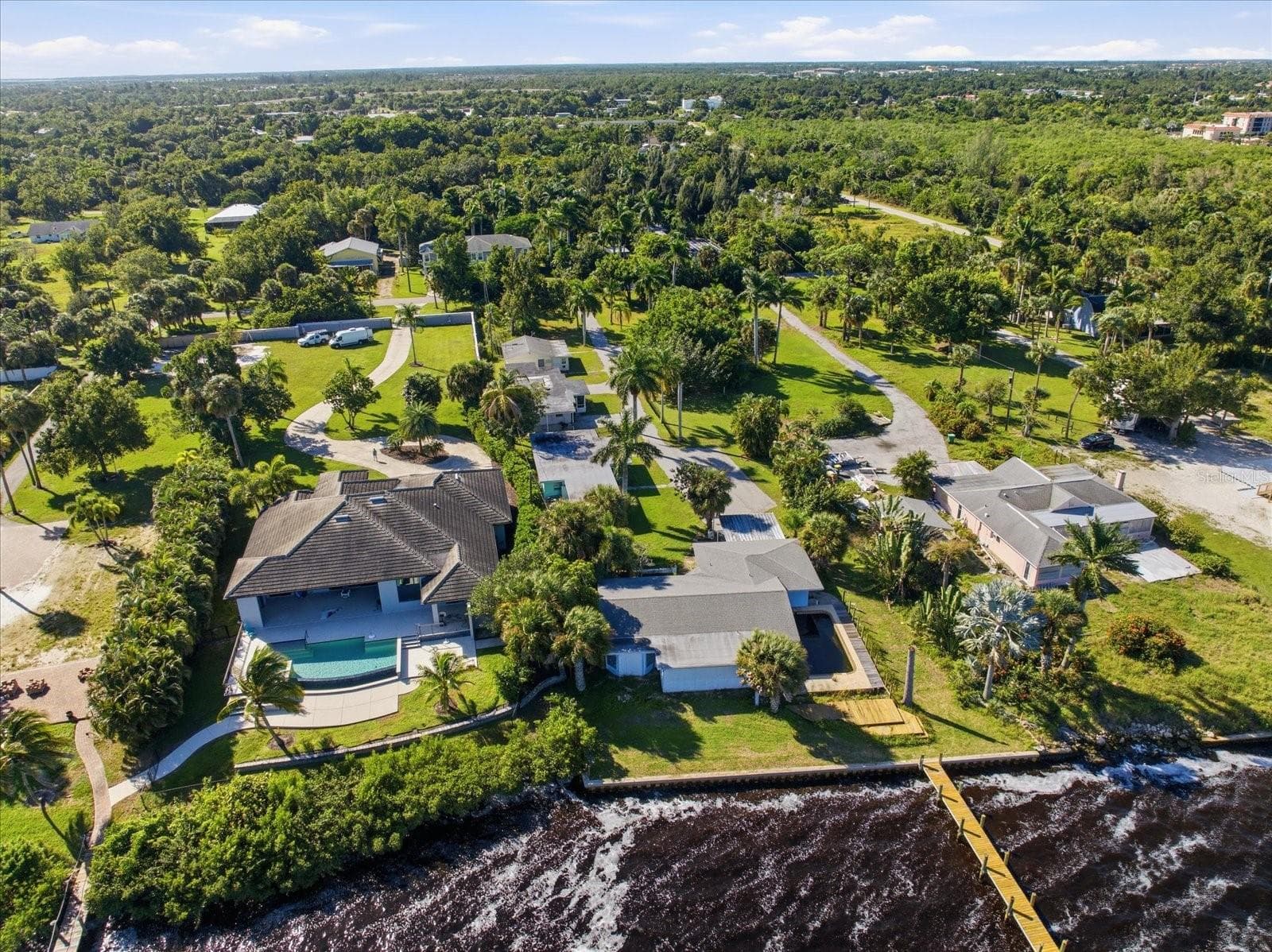 Duplex at 25452 SHORE DR, PUNTA GORDA, photo 14 of 22