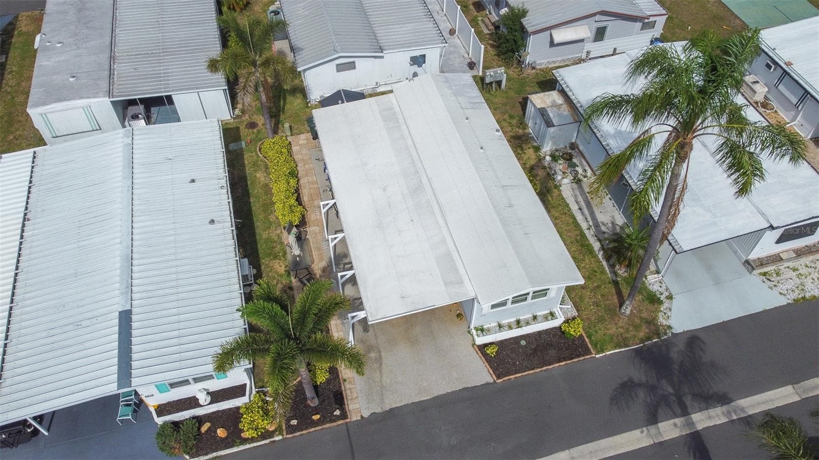 Mobile Home at 2712 17TH STREET LN W, BRADENTON, photo 57 of 69