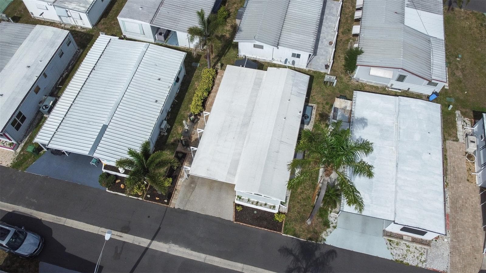 Mobile Home at 2712 17TH STREET LN W, BRADENTON, photo 60 of 69