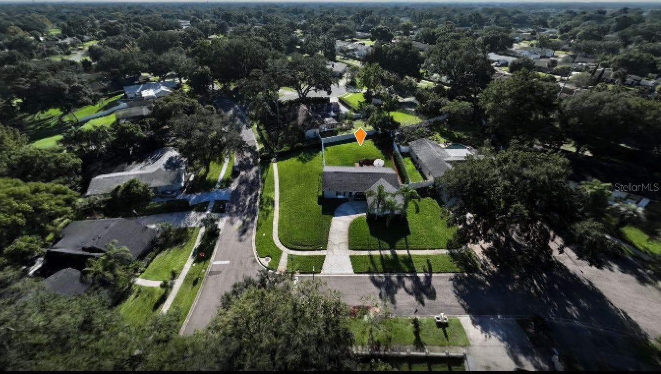 Single Family Residence at 414 BROADVIEW AVE, ALTAMONTE SPRINGS, photo 3 of 19