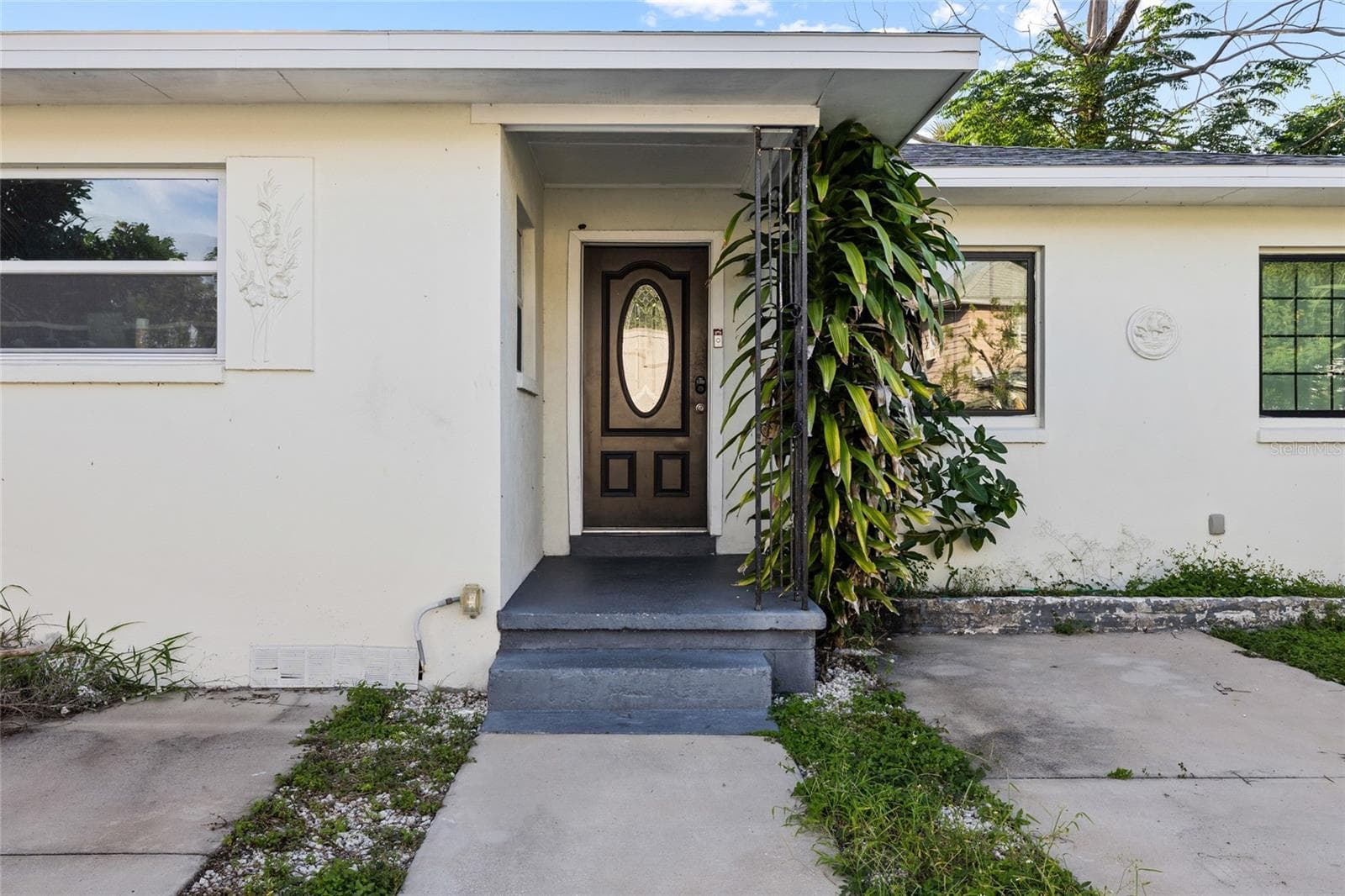 Single Family Residence at 2227 19TH ST S, ST PETERSBURG, photo 3 of 16