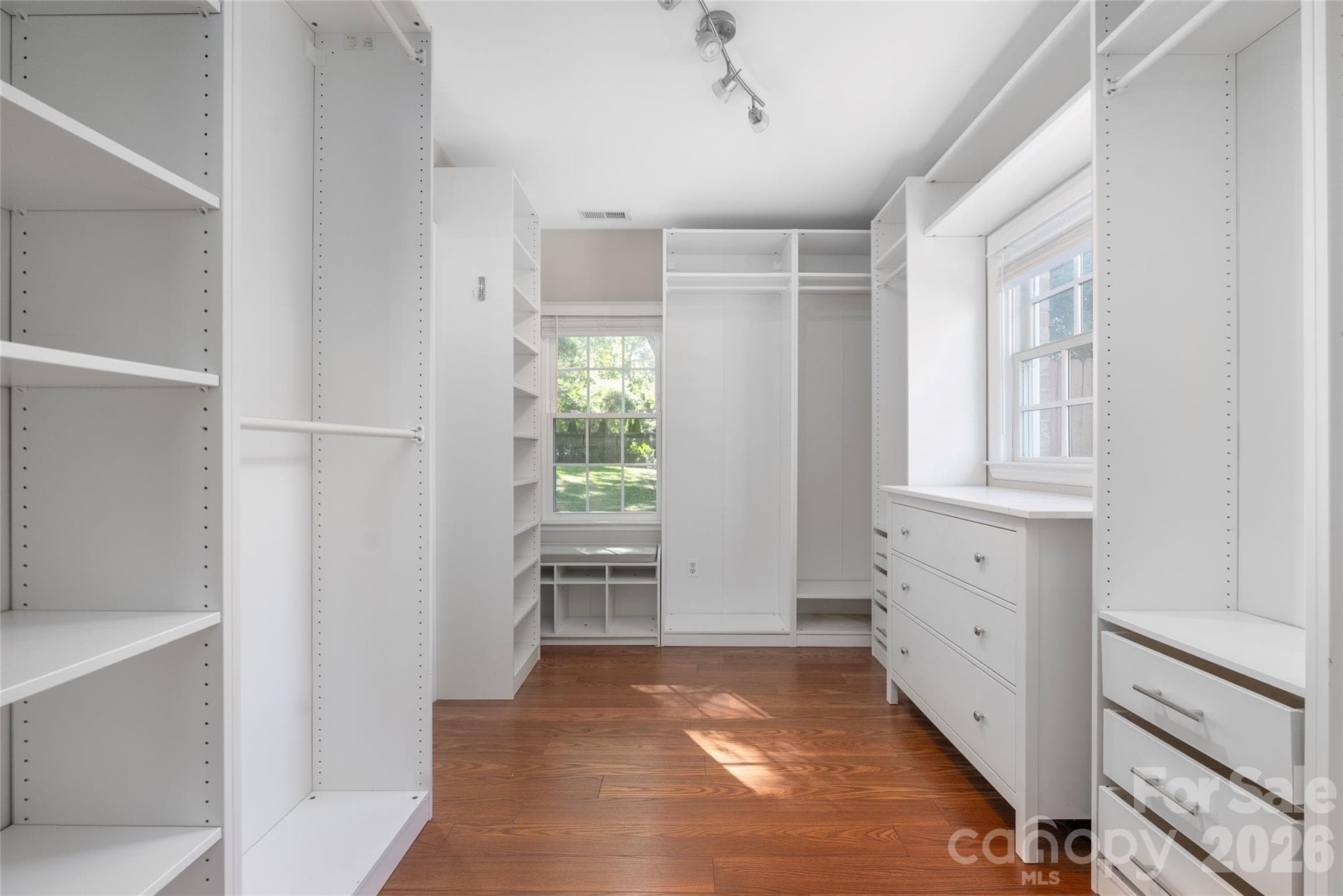 Single Family Residence at 1912 Wedgedale Drive, Charlotte, photo 24 of 45