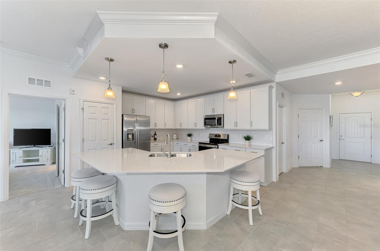 Kitchen - 10205 STAGGERBUSH DRIVE #102, VENICE