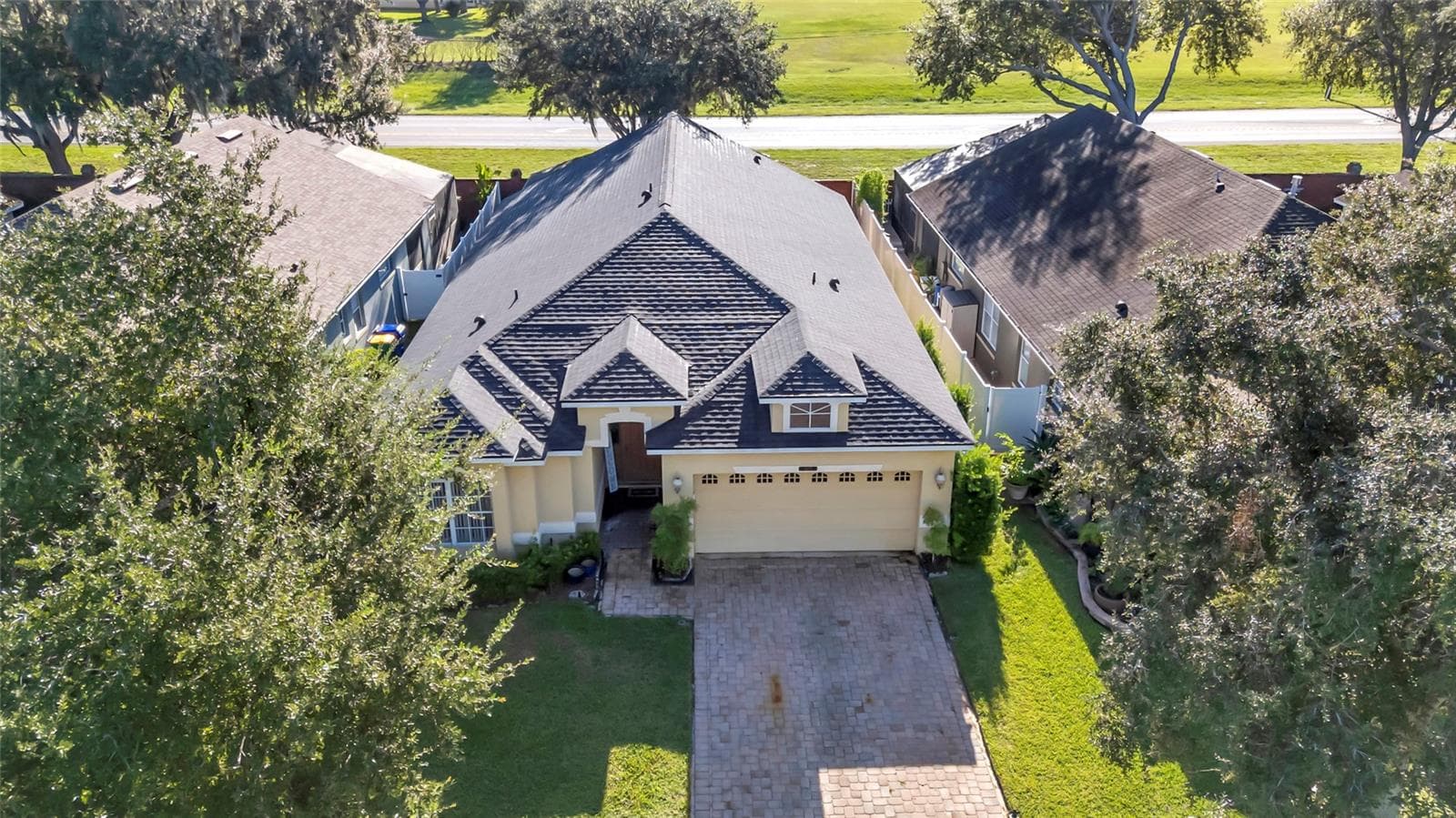 Oak Bend Neighborhood - 4877 GRASSY KNOLL DR, TAVARES