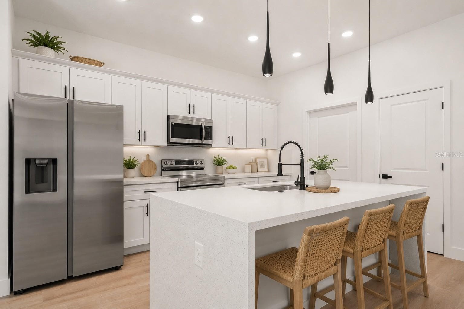 Kitchen - 9107 OVIEDO ST, SEBRING
