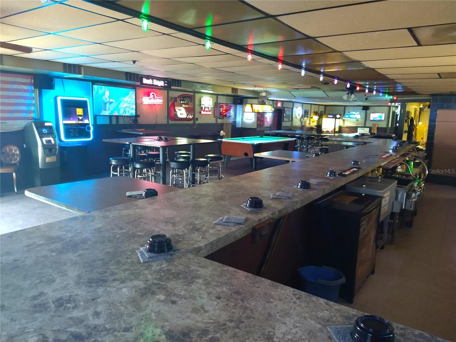 Restaurant at 6143 MASSACHUSETTS AVE, NEW PORT RICHEY, photo 12 of 34