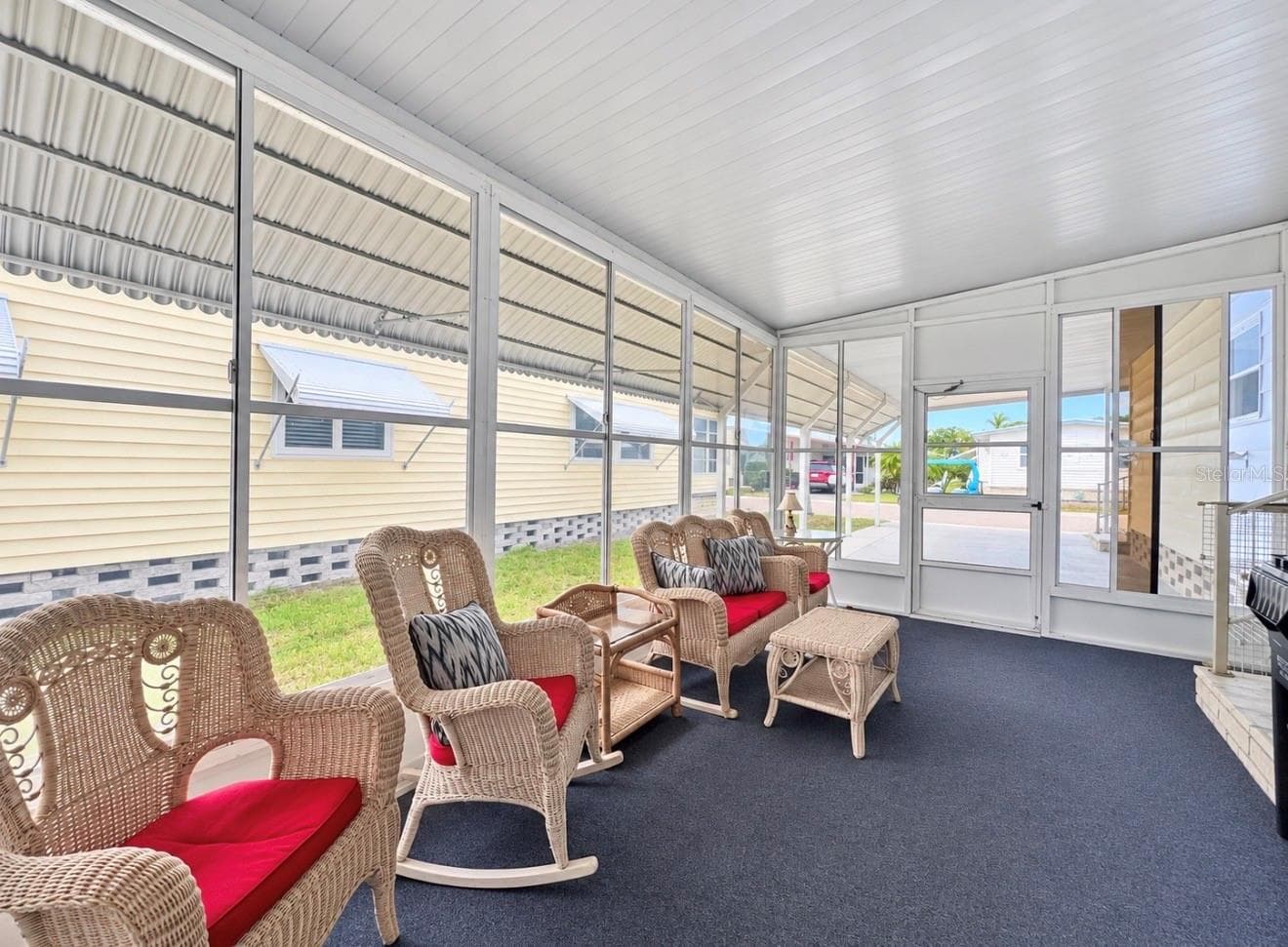 Side Lanai - 1100 BELCHER RD S #663, LARGO