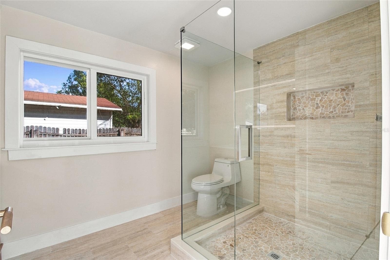 Single Family Residence at 4540 EMERSON AVE S, ST PETERSBURG, photo 13 of 34