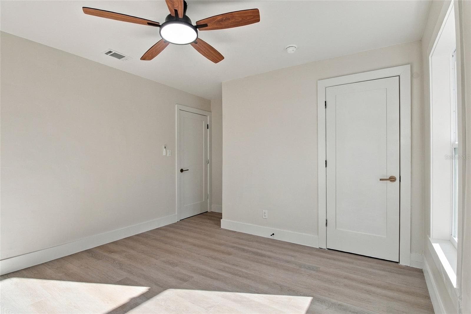 Single Family Residence at 4540 EMERSON AVE S, ST PETERSBURG, photo 15 of 34