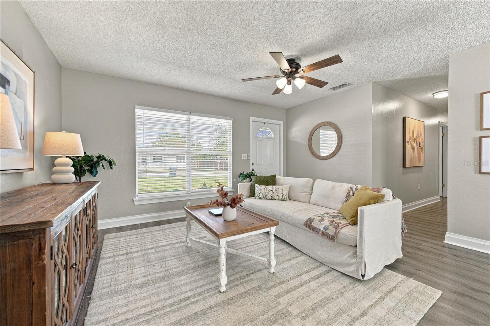 Single Family Residence at 4075 MARIE DR, LAKELAND, photo 3 of 43