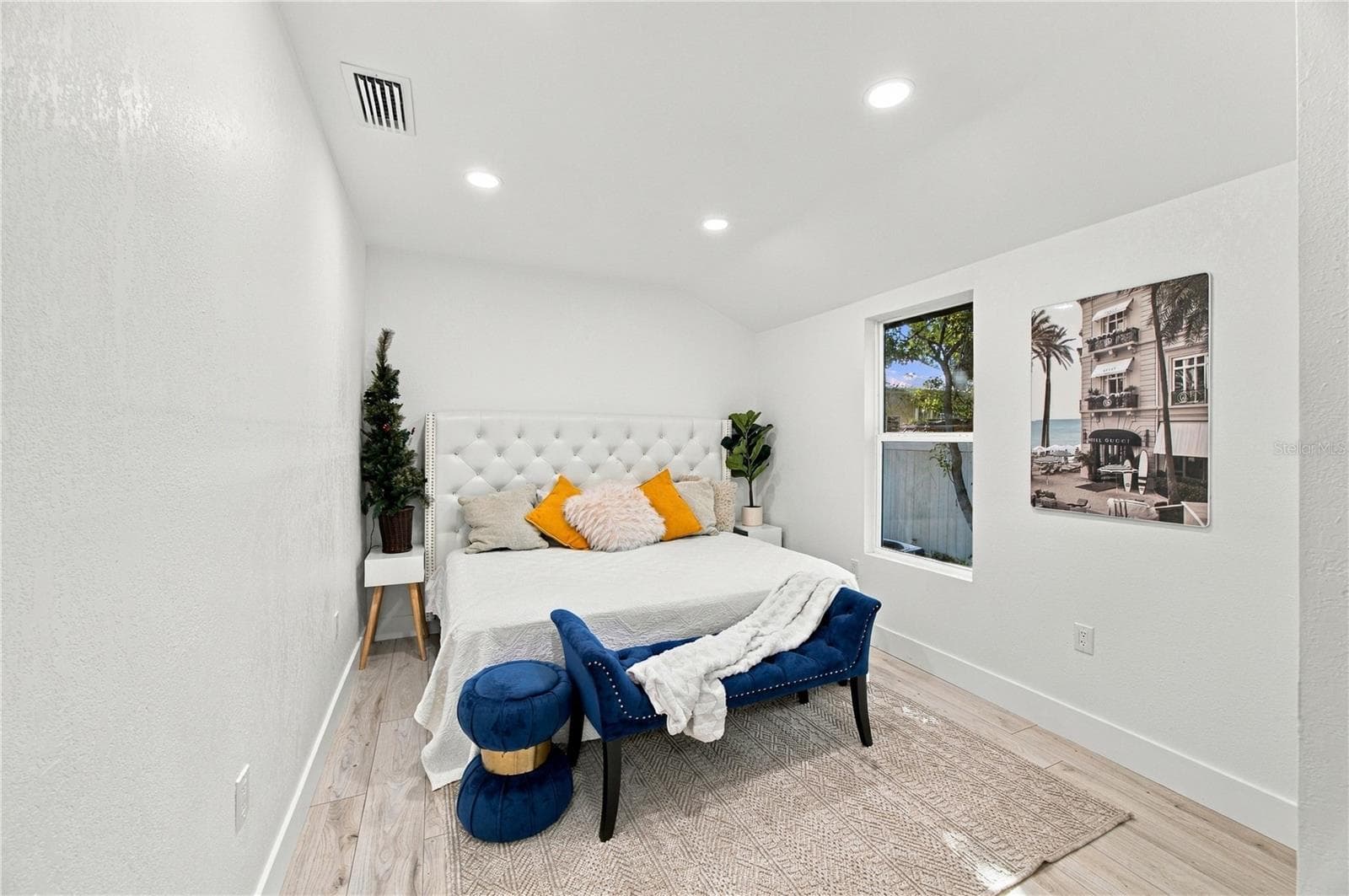 Single Family Residence at 1503 E POWHATAN AVE, TAMPA, photo 16 of 31