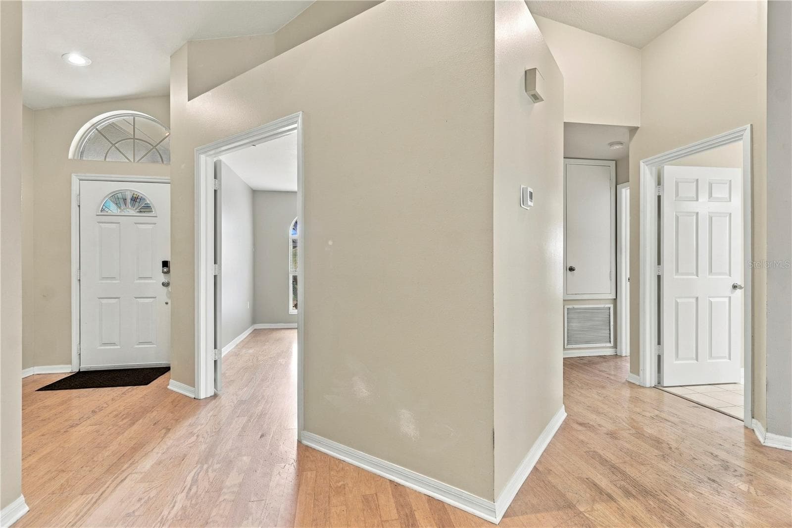 Single Family Residence at 1753 KIRTLEY DR, BRANDON, photo 4 of 38