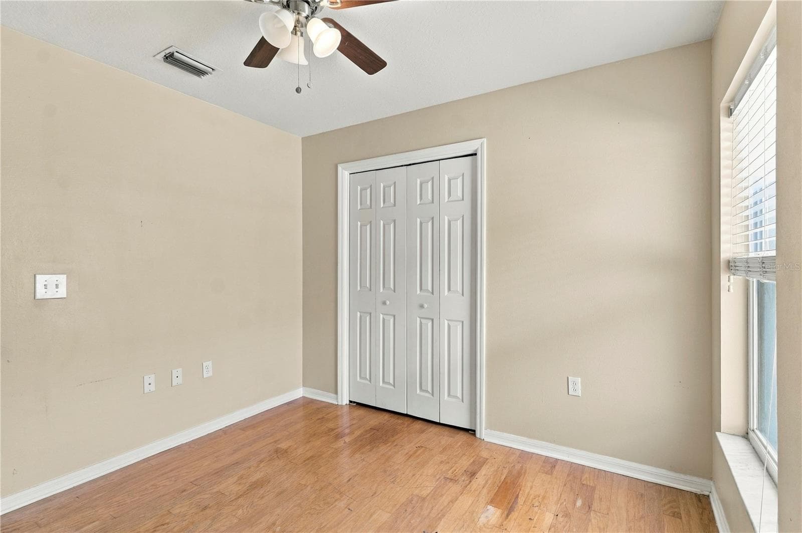 Single Family Residence at 1753 KIRTLEY DR, BRANDON, photo 32 of 38