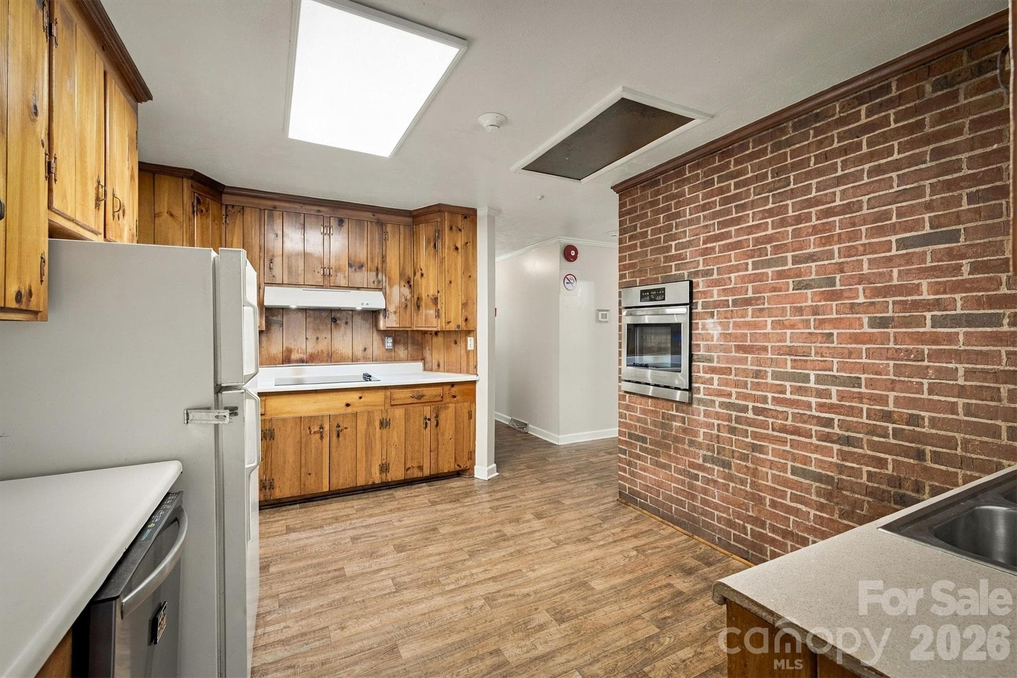 Single Family Residence at 114 Fairview Road, Marion, photo 9 of 22