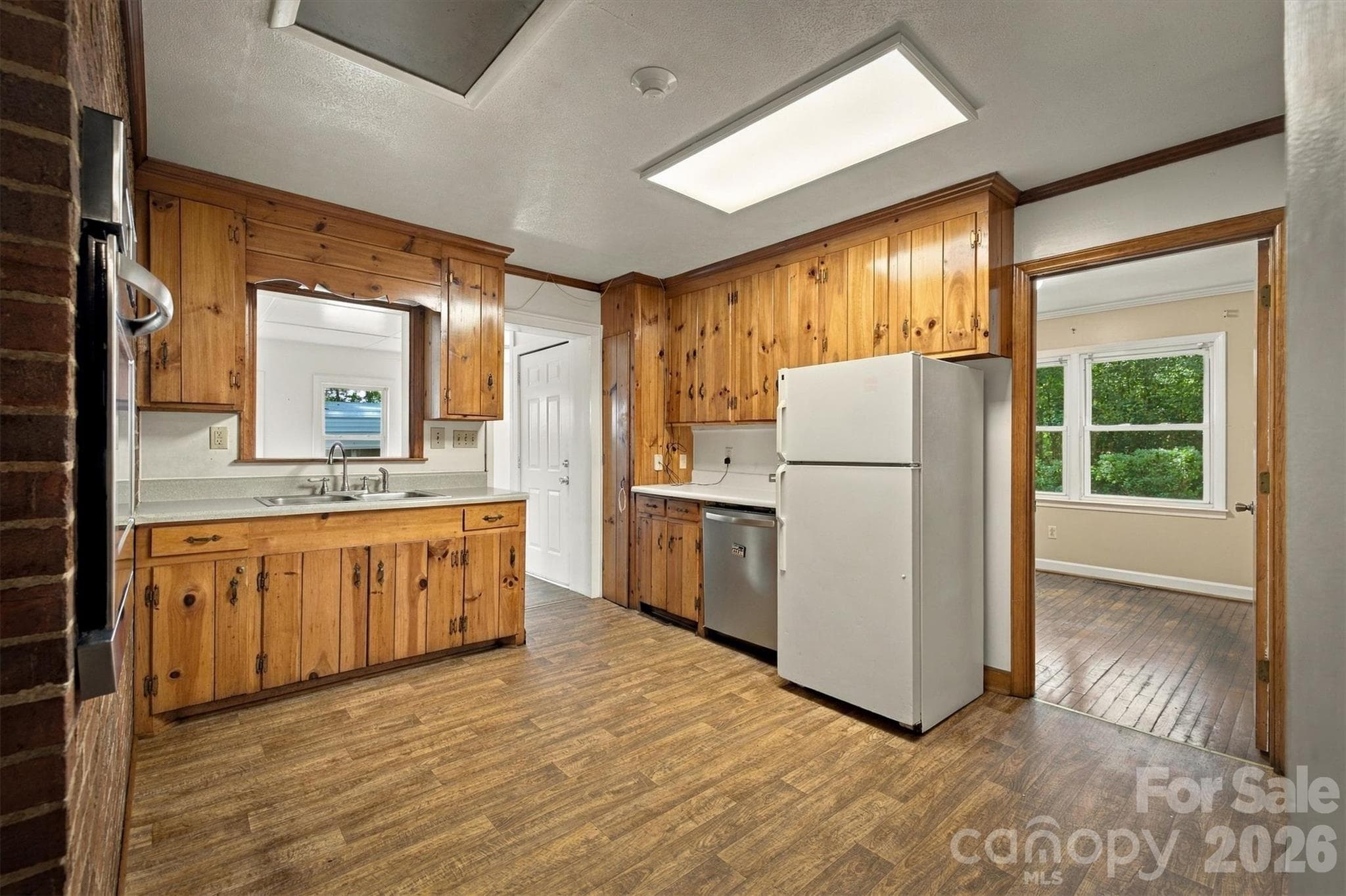 Single Family Residence at 114 Fairview Road, Marion, photo 10 of 22