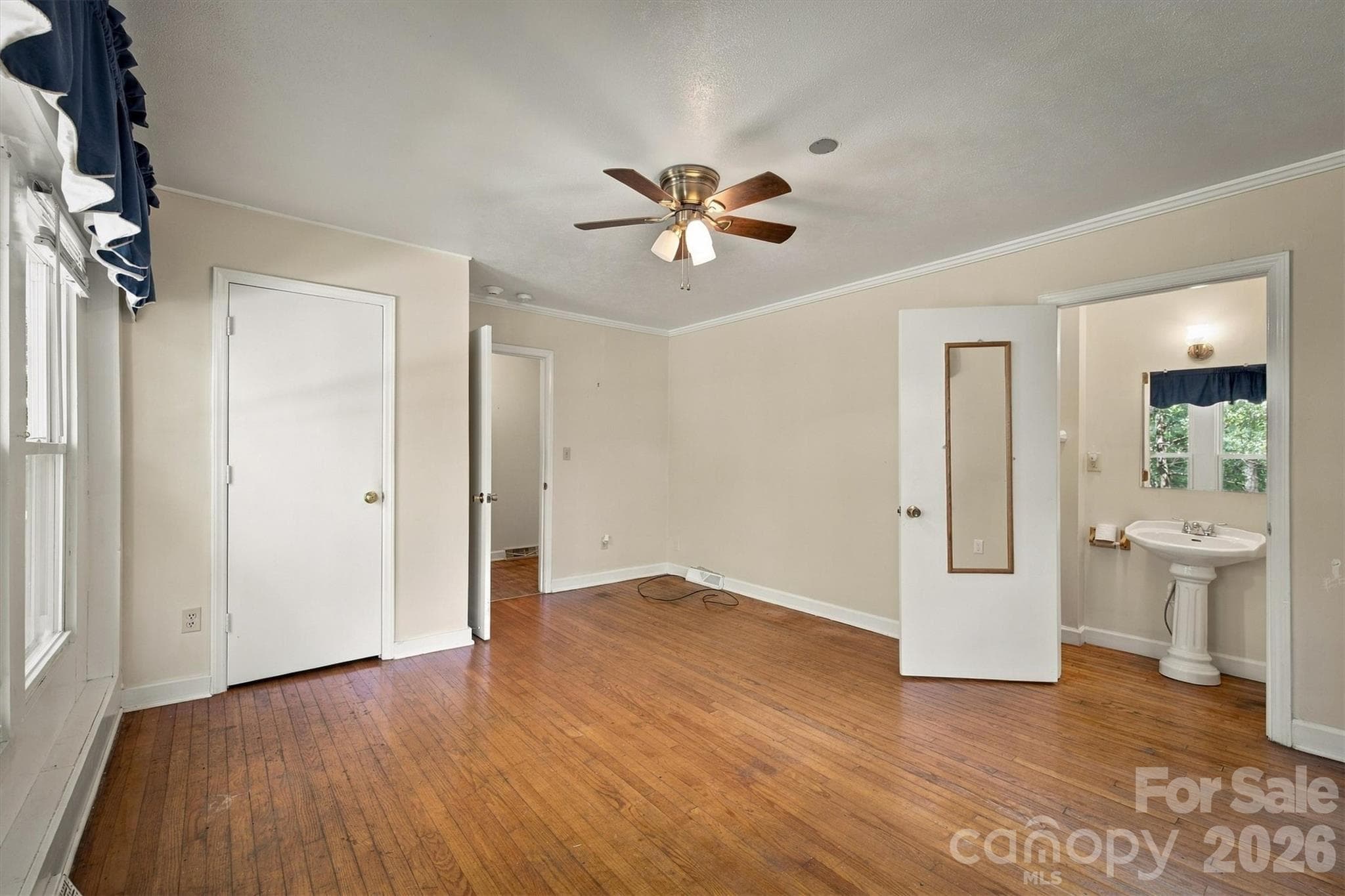 Single Family Residence at 114 Fairview Road, Marion, photo 14 of 22