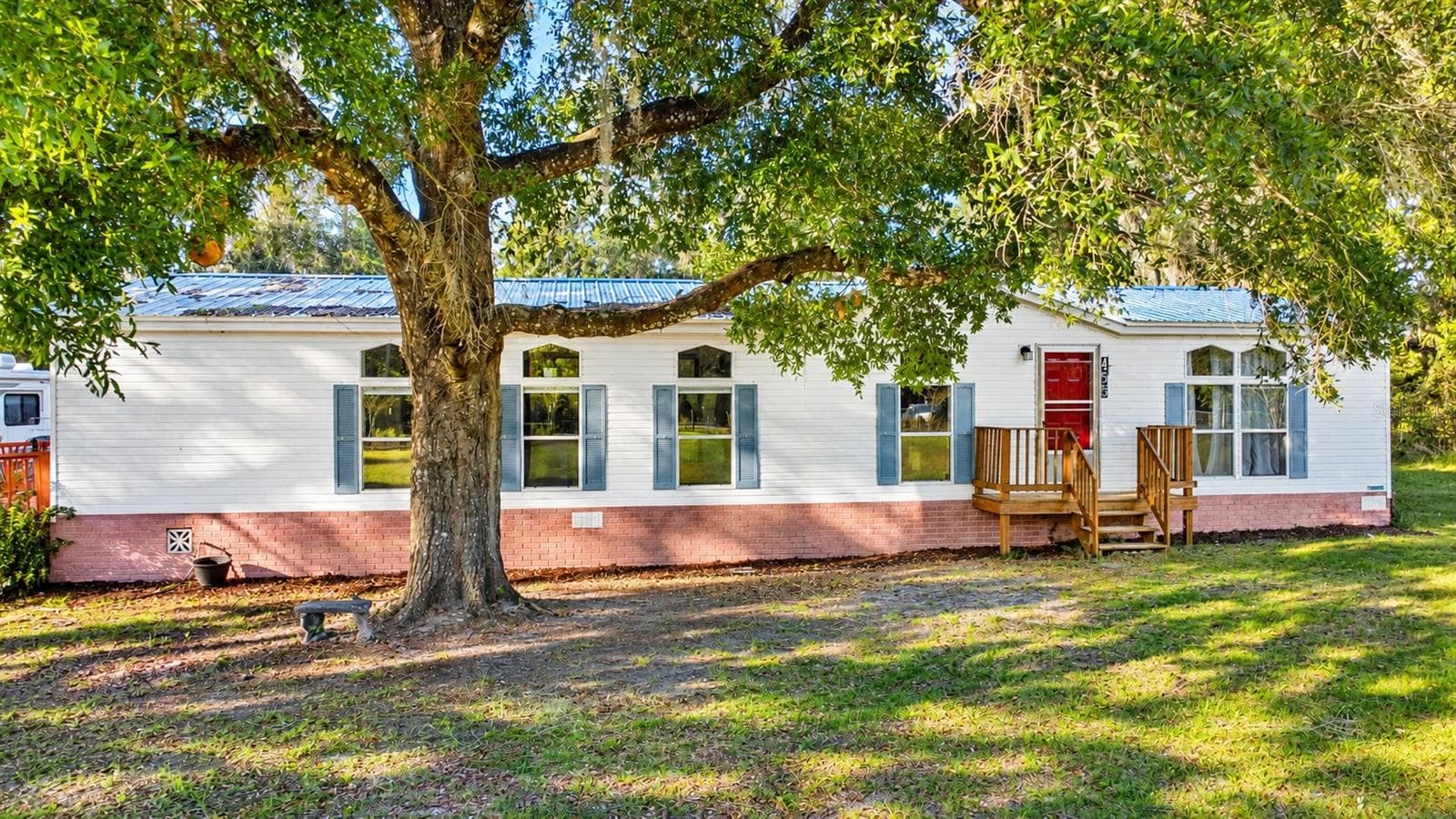Manufactured Home at 455 NE 112TH AVE, OLD TOWN, photo 2 of 63