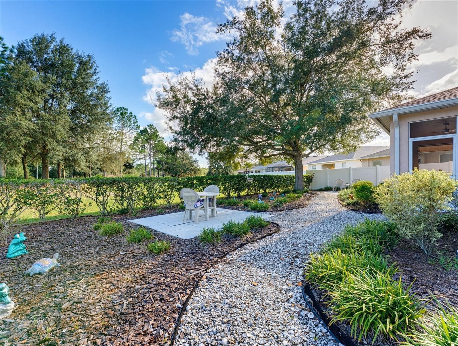 Single Family Residence at 272 WINTHROP, SPRING HILL, photo 59 of 77