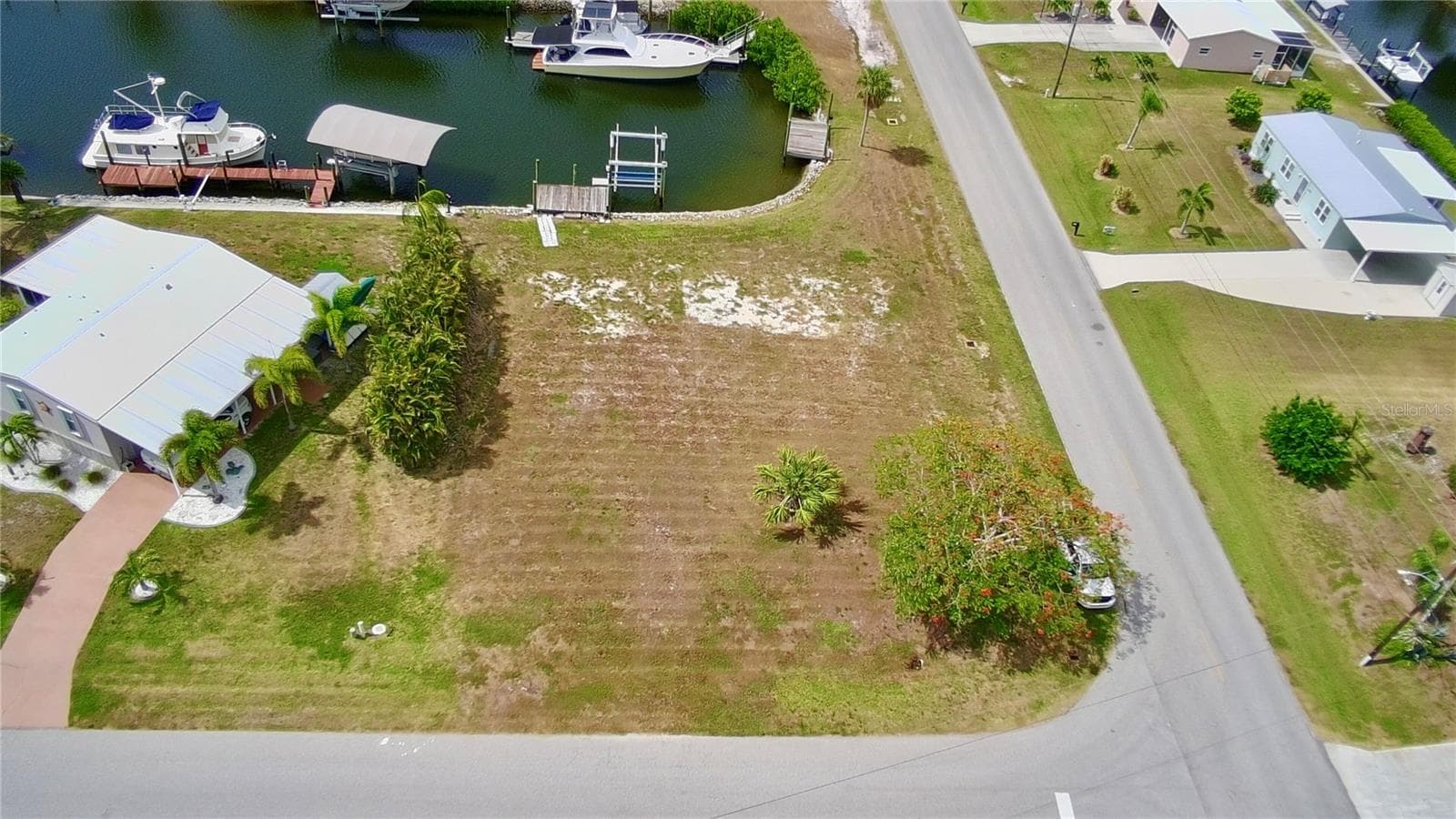 Land at 700 HOLLYHILL CT, PUNTA GORDA, photo 2 of 5