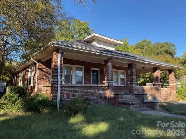 Single Family Residence at 418 W Graham Street, Shelby, photo 19 of 26