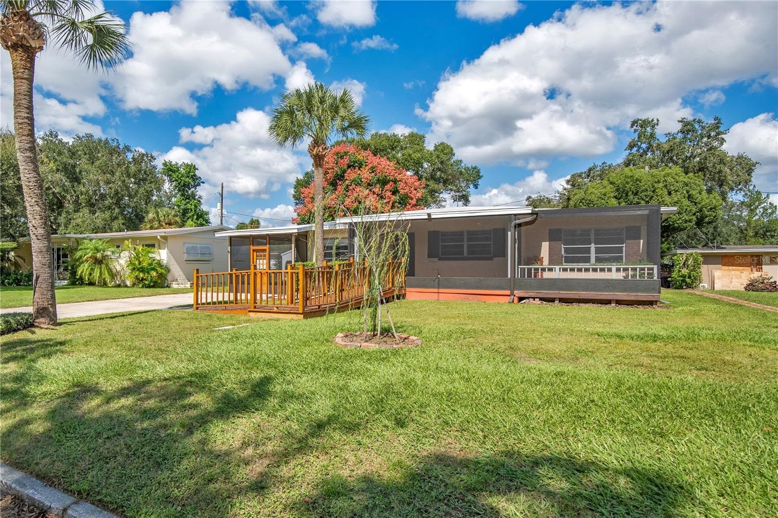 Single Family Residence at 3301 COE AVE, ORLANDO, photo 2 of 35