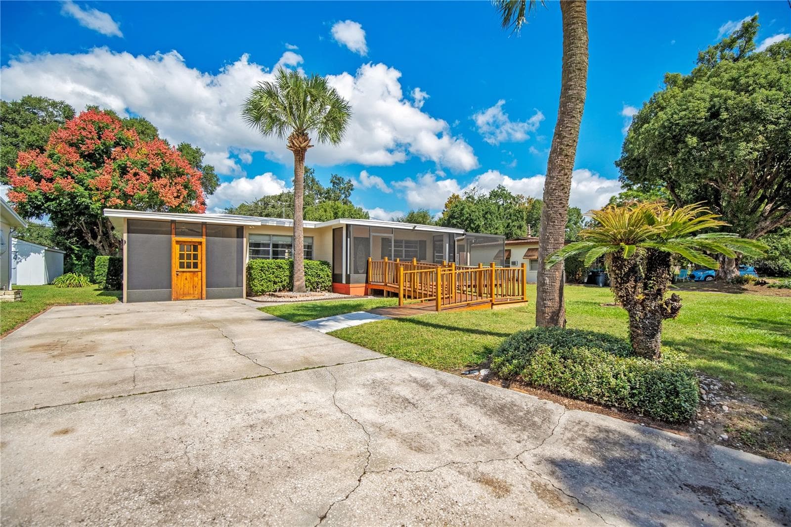 Single Family Residence at 3301 COE AVE, ORLANDO, photo 3 of 35