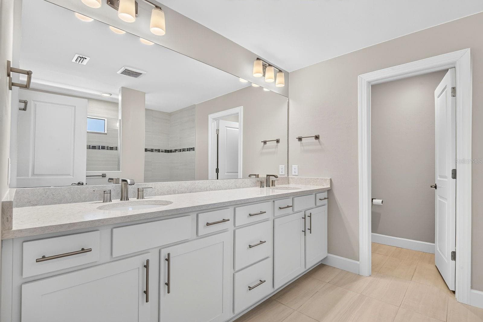 Main bathroom - 16320 HIDDEN OAK LOOP, BRADENTON