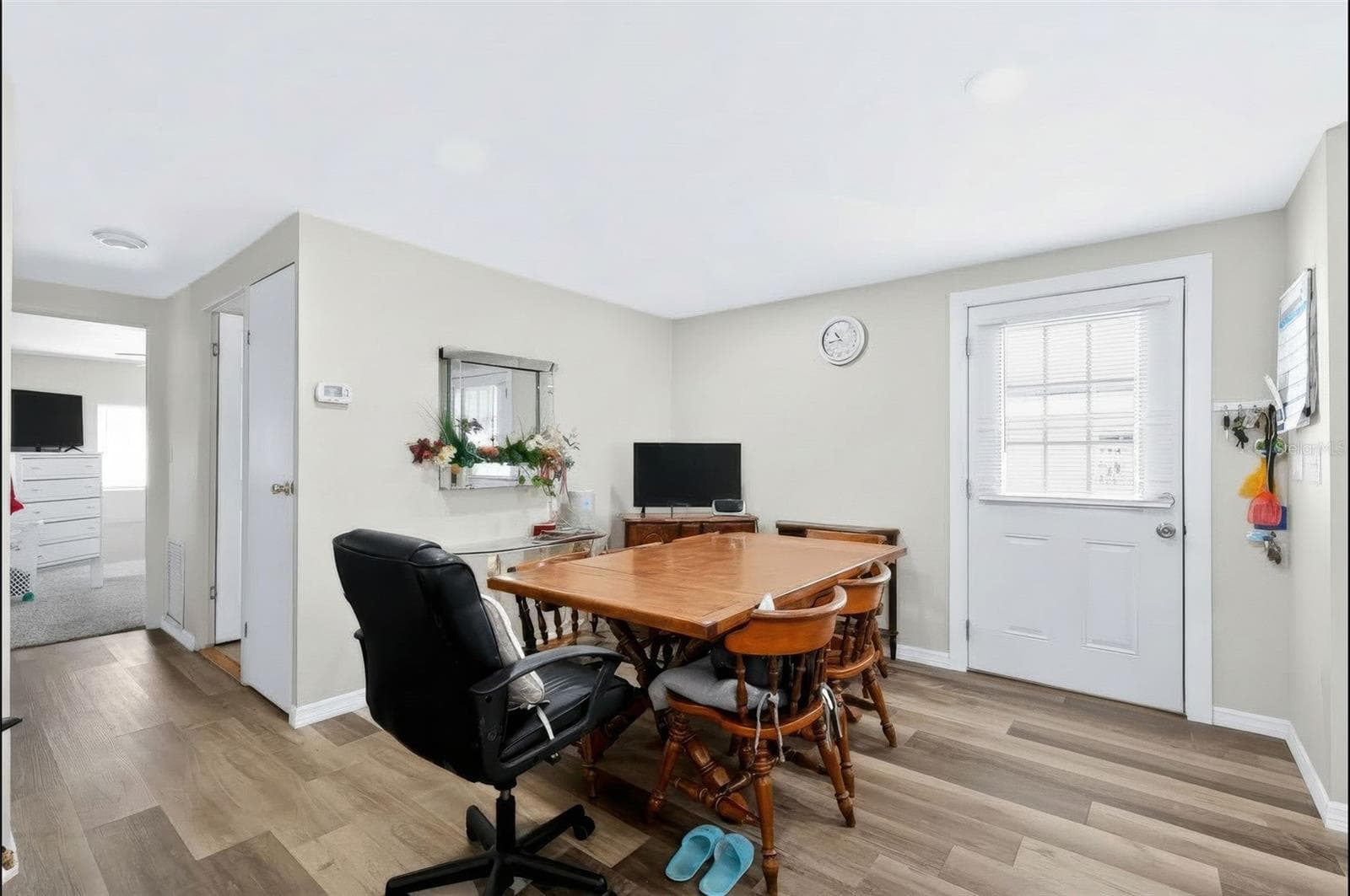 Manufactured Home at 82306 1ST AVE N #306, PINELLAS PARK, photo 13 of 40