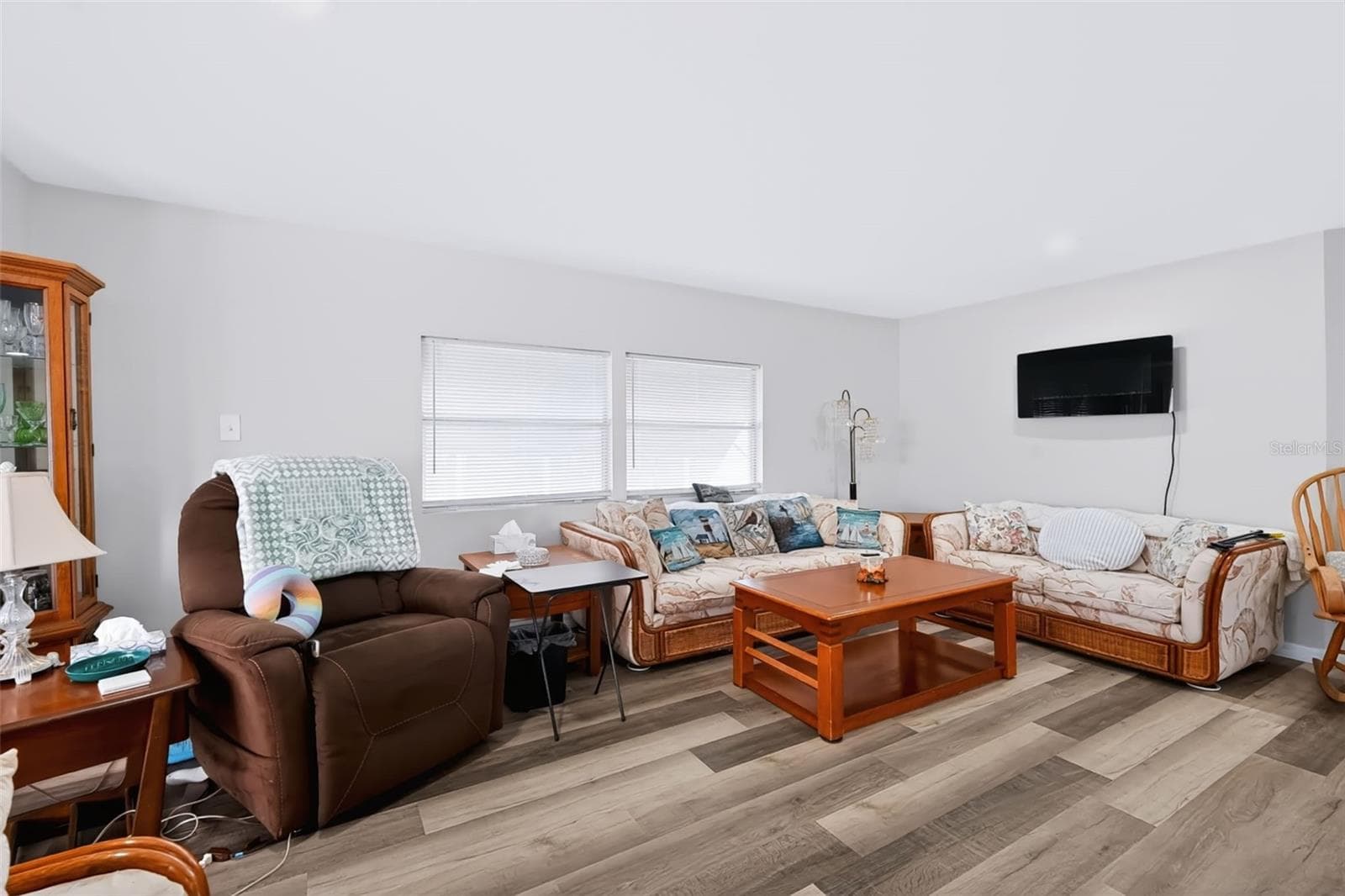Manufactured Home at 82306 1ST AVE N #306, PINELLAS PARK, photo 16 of 40