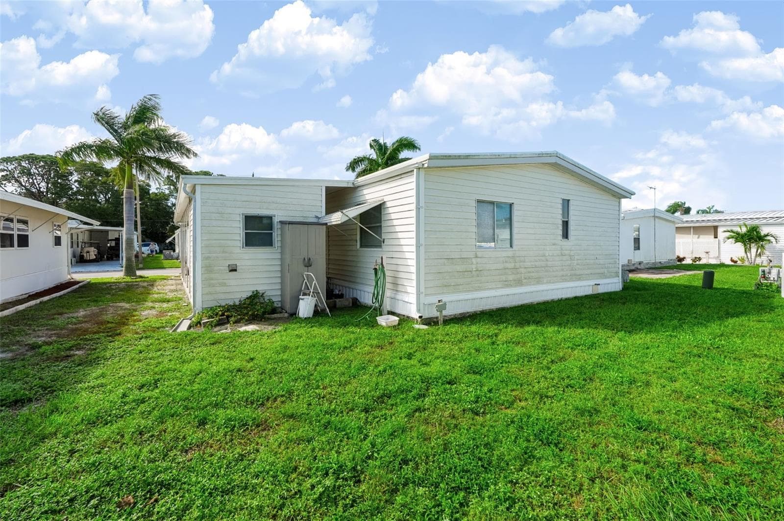 Manufactured Home at 82306 1ST AVE N #306, PINELLAS PARK, photo 34 of 40