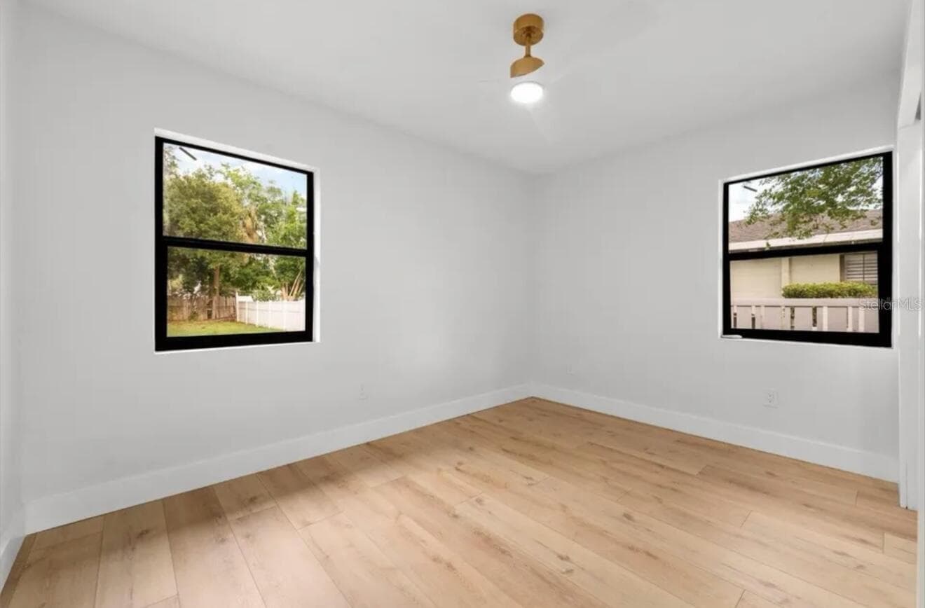 Single Family Residence at 605 N WOODLYNNE AVE, TAMPA, photo 24 of 29