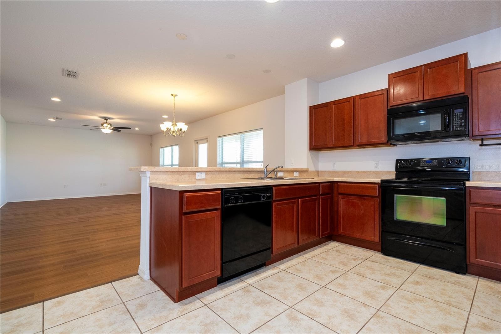 Single Family Residence at 3603 LIGHT PORT WAY, KISSIMMEE, photo 36 of 106