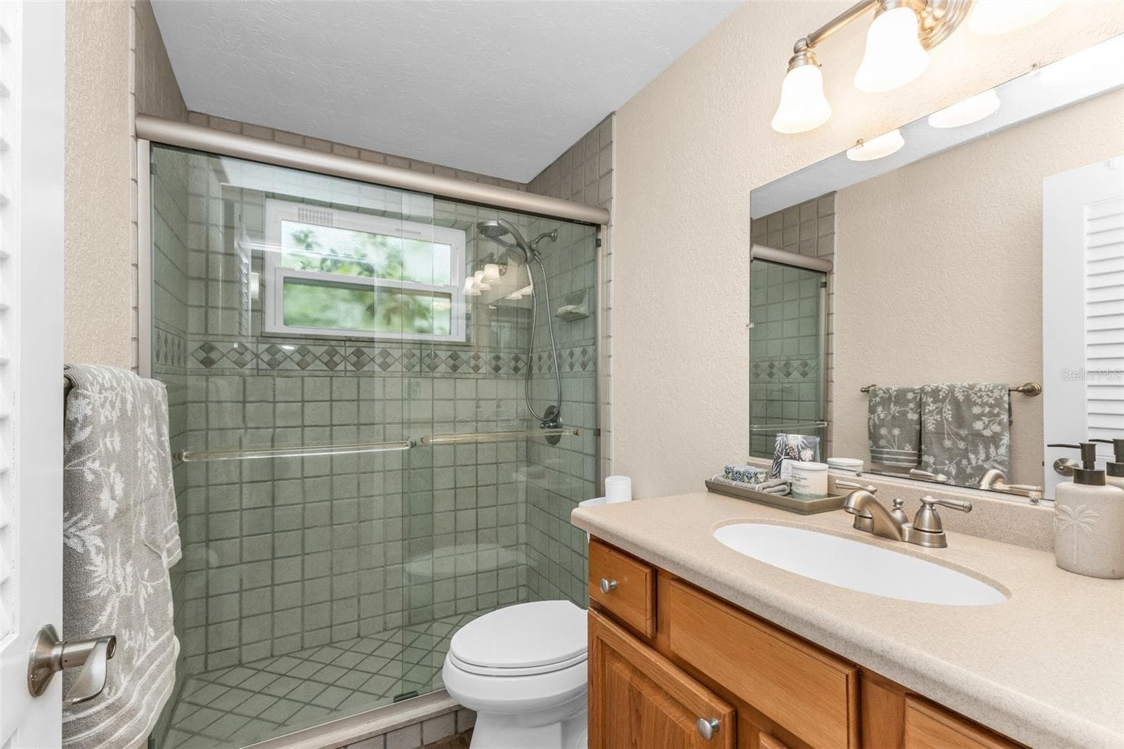 Condominium at 521 W VENICE AVE #21, VENICE, photo 24 of 31