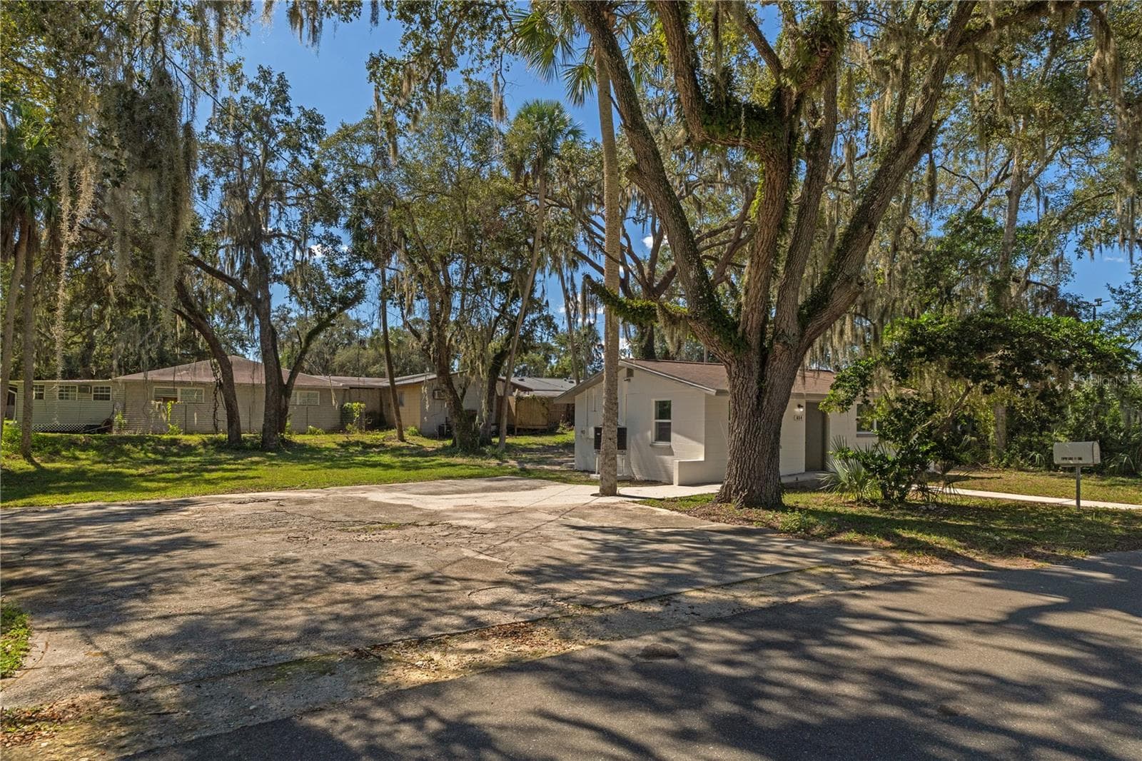 Mixed Use at 654 NE 2ND ST, CRYSTAL RIVER, photo 17 of 31