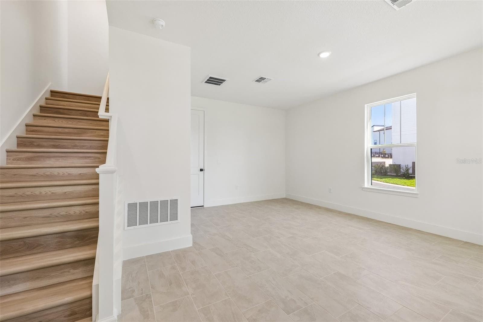 Townhouse at 15081 GROVESIDE RD, WINTER GARDEN, photo 20 of 43