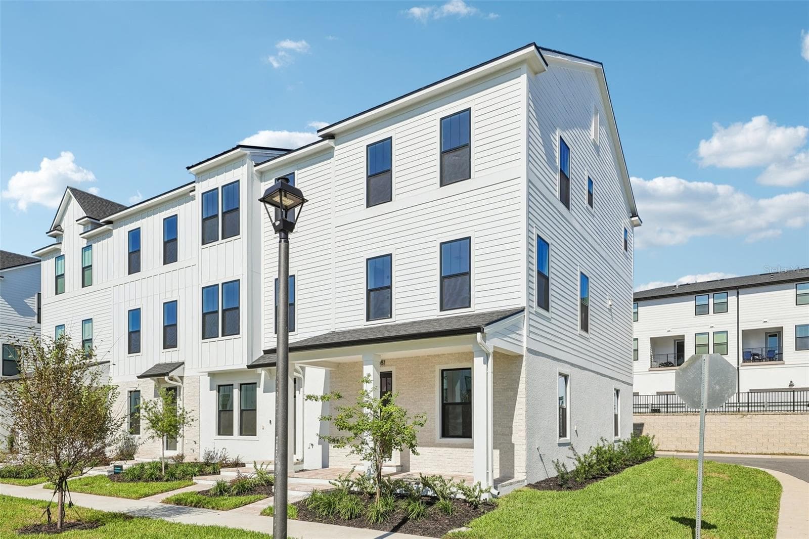 Townhouse at 15081 GROVESIDE RD, WINTER GARDEN, photo 37 of 43